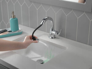Les avantages du robinet de lavabo de salle de bain avec pulvérisateur extractible
